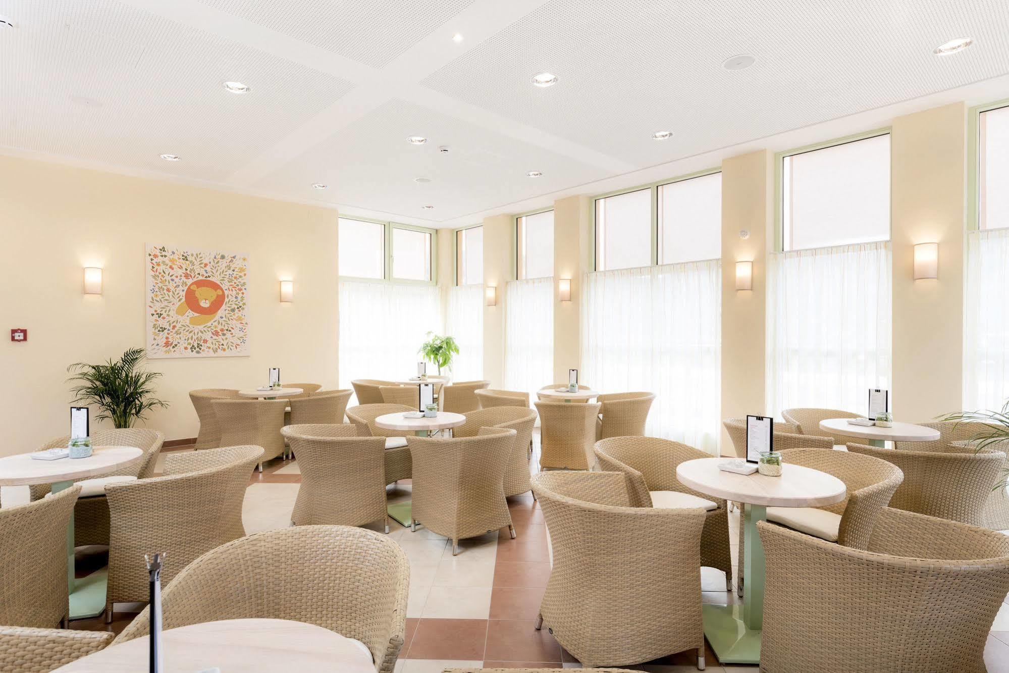 Jufa Hotel Stubenbergsee מראה חיצוני תמונה